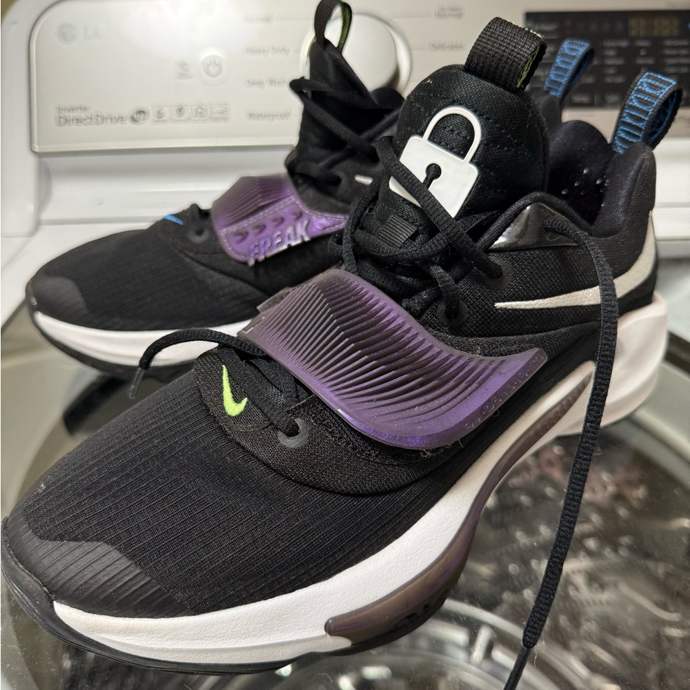 Nike Giannis Zoom Freak 3